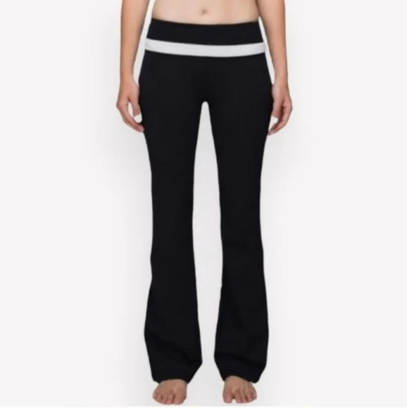 Lululemon Groove Flare Yoga leggings jogger sweat-Pant sz 8 Black white band - Picture 4 of 9